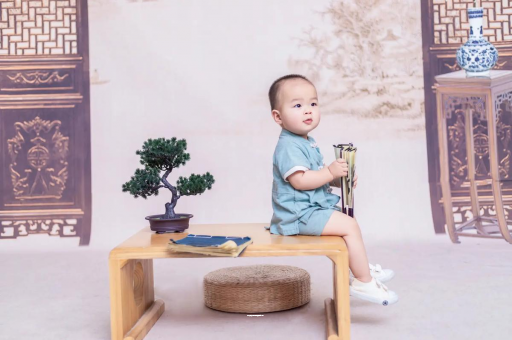 潮州可爱的企鹅宝宝